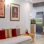 Yellow Sun Marine Apt