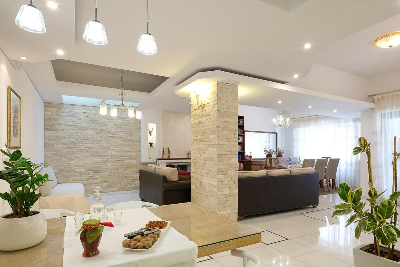 Apartment Yellow Sun Marine Iraklio