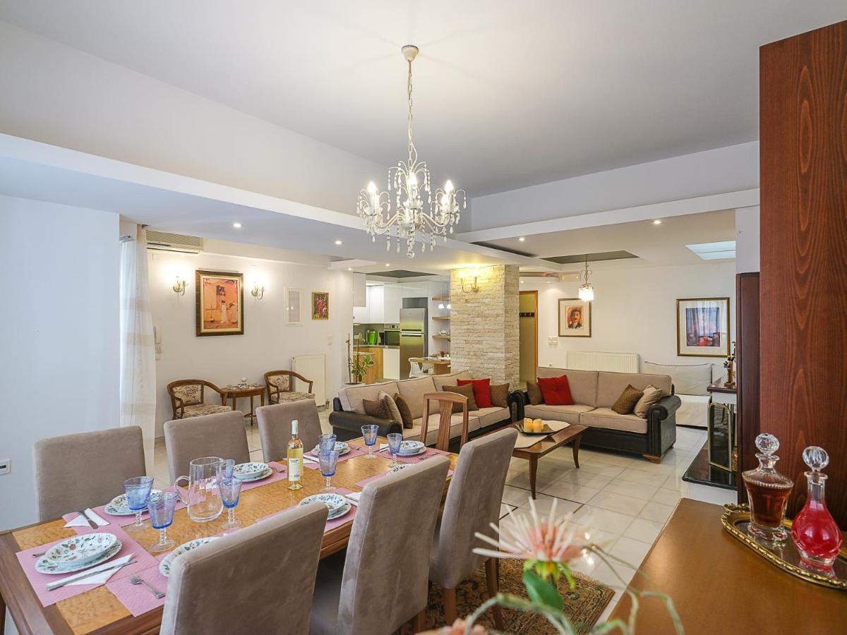 Yellow Sun Marine Apartment