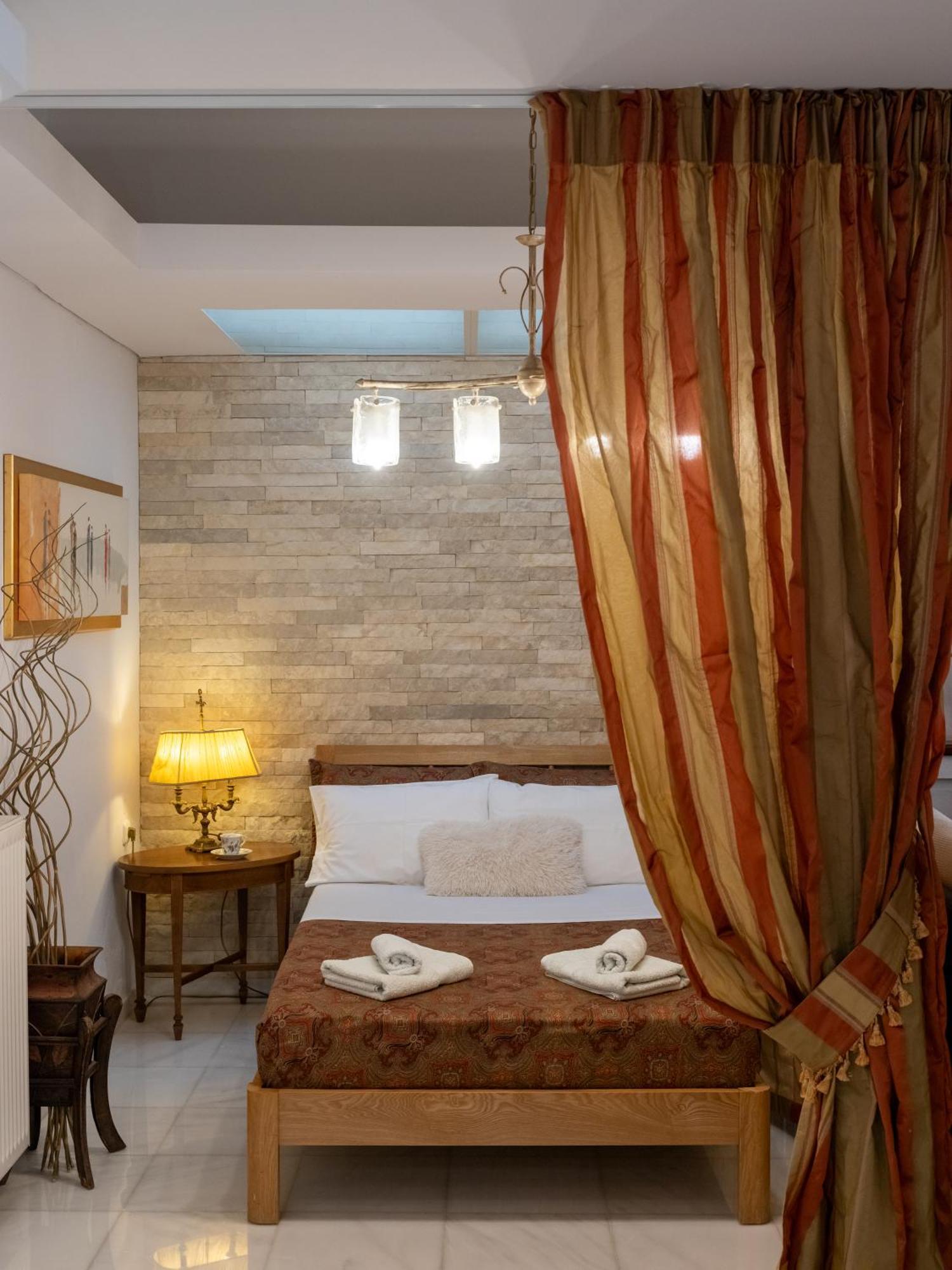 Yellow Sun Marine Apartment Iraklio